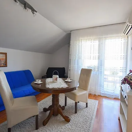 Nana Tekija Tekija (Bor)