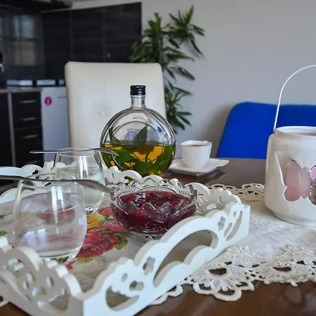 Nana Tekija * Tekija (Bor)