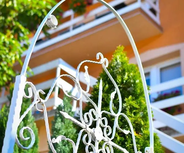 Nana Tekija * Tekija (Bor)