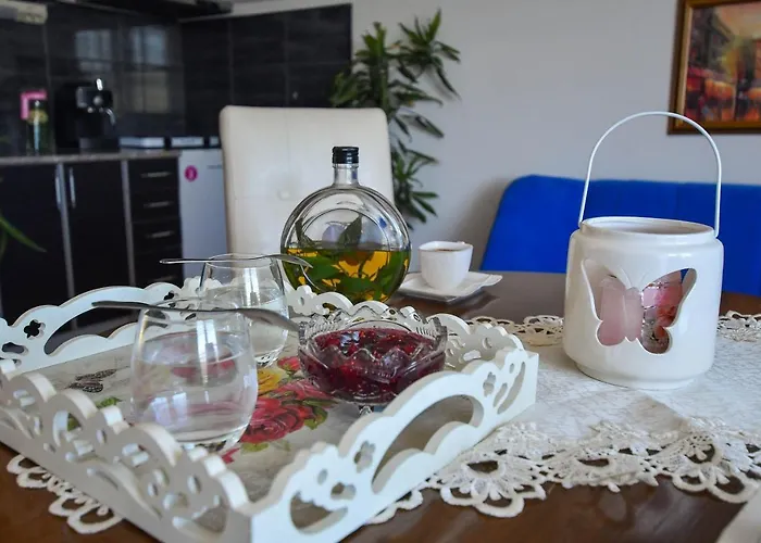 Nana Tekija * Tekija (Bor)