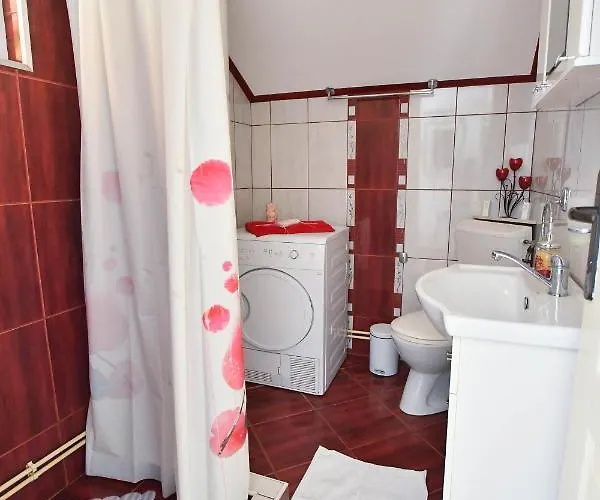 Nana Tekija Apartman